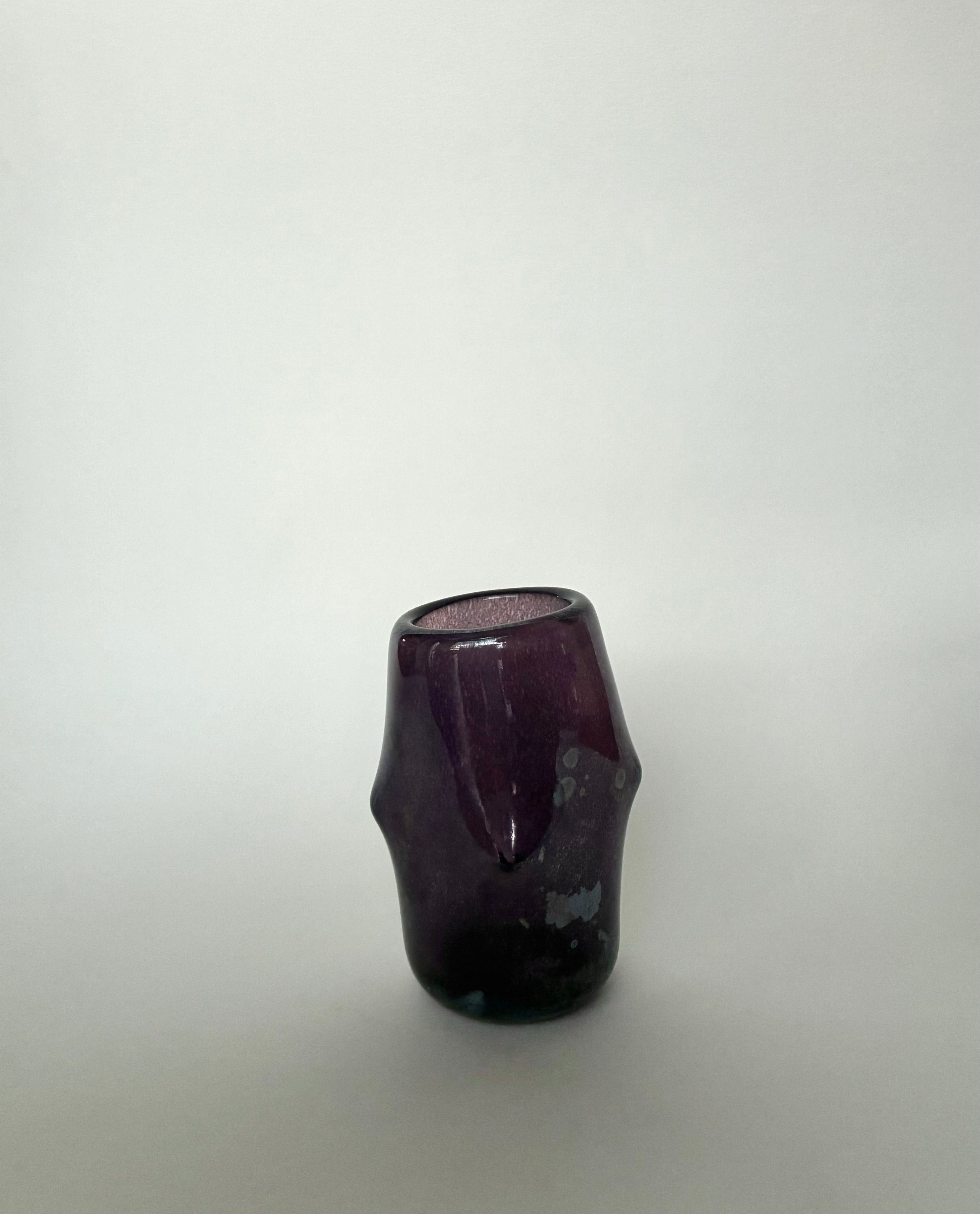 “don’t touch me” shot glass amethyst￼